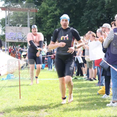16.06.2024 - 26. Vierlanden-Triathlon Lena Gebhardt http://msf.ph/oto/6305326 16.06.2024 11:19:41 Schwimmen 480, 527, 536, 554, 638, 643, 644, 480, 527, 536, 554, 638, 643, 644 meine-sportfotos.de