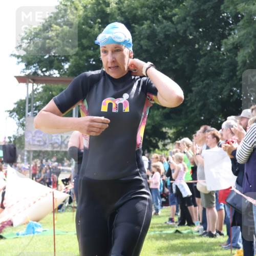 16.06.2024 - 26. Vierlanden-Triathlon Lena Gebhardt http://msf.ph/oto/6305337 16.06.2024 11:19:42 Schwimmen 480, 527, 536, 554, 638, 643, 644, 480, 527, 536, 554, 638, 643, 644 meine-sportfotos.de