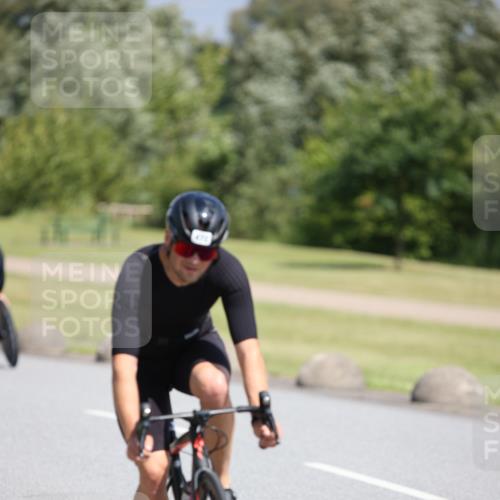 16.06.2024 - 26. Vierlanden-Triathlon Jannik Wohlers http://msf.ph/oto/6305352 16.06.2024 11:40:39 Radfahren 39, 120, 170, 190, 231, 322, 392, 472 meine-sportfotos.de
