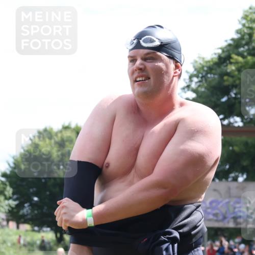16.06.2024 - 26. Vierlanden-Triathlon Lena Gebhardt http://msf.ph/oto/6305369 16.06.2024 11:19:47 Schwimmen 501, 527, 536, 554, 643, 501, 527, 536, 554, 643 meine-sportfotos.de