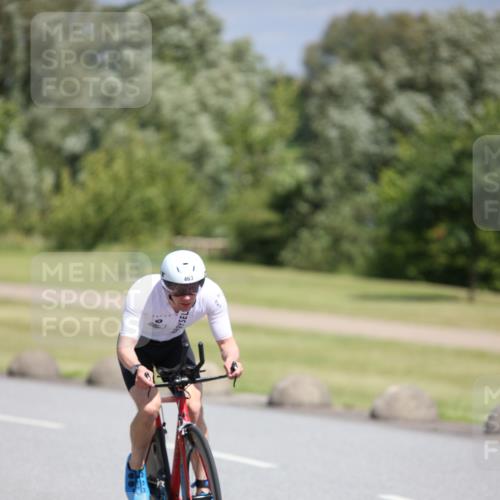 16.06.2024 - 26. Vierlanden-Triathlon Jannik Wohlers http://msf.ph/oto/6305411 16.06.2024 11:40:43 Radfahren 39, 120, 170, 190, 193, 231, 322, 358, 463, 472 meine-sportfotos.de