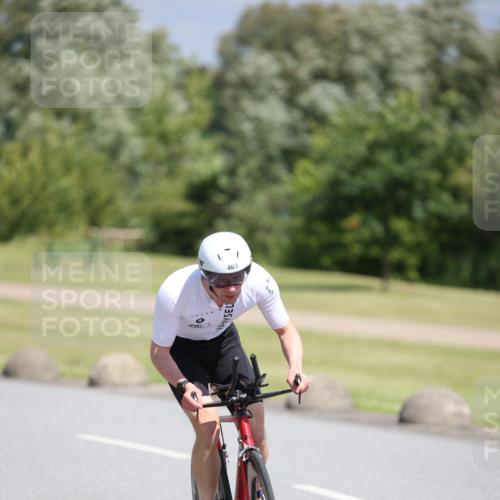 16.06.2024 - 26. Vierlanden-Triathlon Jannik Wohlers http://msf.ph/oto/6305436 16.06.2024 11:40:43 Radfahren 39, 120, 170, 190, 193, 231, 322, 358, 463, 472 meine-sportfotos.de