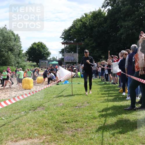 16.06.2024 - 26. Vierlanden-Triathlon Lena Gebhardt http://msf.ph/oto/6305446 16.06.2024 11:19:57 Schwimmen 498, 501, 515, 517, 527, 539, 547, 553, 554, 572, 573, 575, 588, 623, 632, 498, 501, 515, 517, 527, 539, 547, 553, 554, 572, 573, 575, 588, 623, 632 meine-sportfotos.de