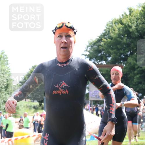 16.06.2024 - 26. Vierlanden-Triathlon Lena Gebhardt http://msf.ph/oto/6305515 16.06.2024 11:20:04 Schwimmen 444, 498, 501, 515, 517, 539, 547, 553, 572, 573, 575, 588, 623, 632, 444, 498, 501, 515, 517, 539, 547, 553, 572, 573, 575, 588, 623, 632 meine-sportfotos.de