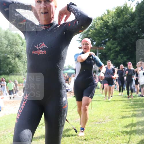 16.06.2024 - 26. Vierlanden-Triathlon Lena Gebhardt http://msf.ph/oto/6305523 16.06.2024 11:20:05 Schwimmen 444, 498, 501, 515, 517, 539, 547, 553, 572, 573, 575, 588, 623, 632, 444, 498, 501, 515, 517, 539, 547, 553, 572, 573, 575, 588, 623, 632 meine-sportfotos.de