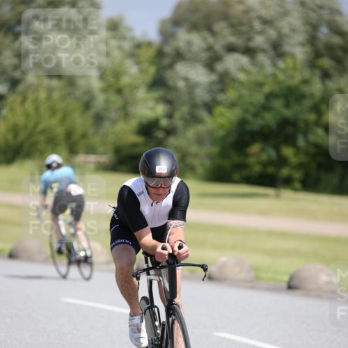 16.06.2024 - 26. Vierlanden-Triathlon Jannik Wohlers http://msf.ph/oto/6305569 16.06.2024 11:40:44 Radfahren 39, 120, 149, 190, 193, 231, 322, 358, 463, 472 meine-sportfotos.de
