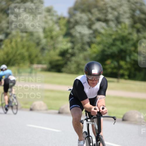 16.06.2024 - 26. Vierlanden-Triathlon Jannik Wohlers http://msf.ph/oto/6305587 16.06.2024 11:40:45 Radfahren 120, 149, 193, 231, 322, 358, 463, 472 meine-sportfotos.de