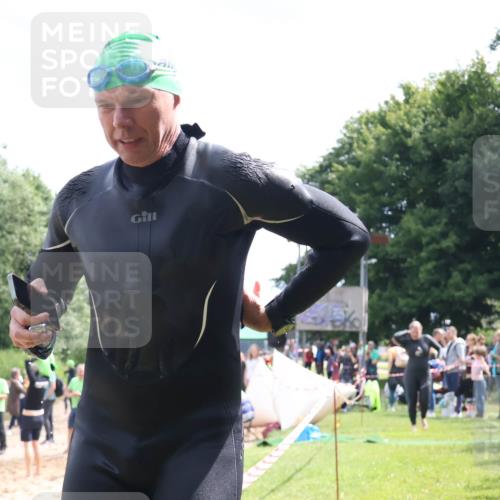 16.06.2024 - 26. Vierlanden-Triathlon Lena Gebhardt http://msf.ph/oto/6305683 16.06.2024 11:20:23 Schwimmen 444, 524, 546, 551, 561, 444, 524, 546, 551, 561 meine-sportfotos.de