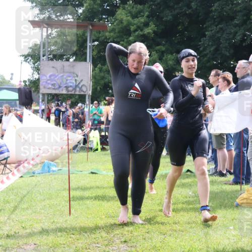 16.06.2024 - 26. Vierlanden-Triathlon Lena Gebhardt http://msf.ph/oto/6305700 16.06.2024 11:20:29 Schwimmen 524, 546, 551, 561, 524, 546, 551, 561 meine-sportfotos.de