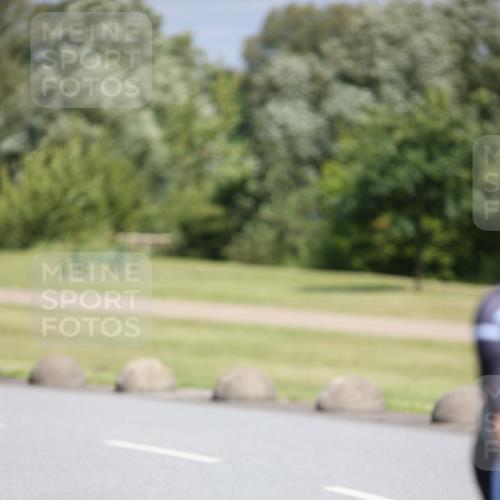 16.06.2024 - 26. Vierlanden-Triathlon Jannik Wohlers http://msf.ph/oto/6305715 16.06.2024 11:40:47 Radfahren 40, 149, 193, 231, 250, 280, 313, 358, 463, 472 meine-sportfotos.de
