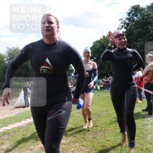 16.06.2024 - 26. Vierlanden-Triathlon Lena Gebhardt http://msf.ph/oto/6305733 16.06.2024 11:20:33 Schwimmen 524, 546, 551, 524, 546, 551 meine-sportfotos.de