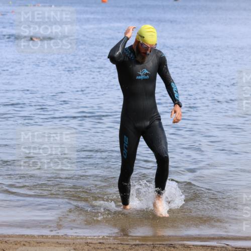 16.06.2024 - 26. Vierlanden-Triathlon Strokosch-Dieckow http://msf.ph/oto/6305785 16.06.2024 09:48:36 Schwimmen 100, 100 meine-sportfotos.de