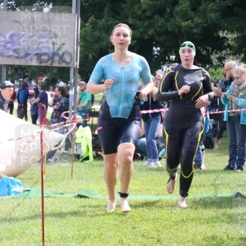 16.06.2024 - 26. Vierlanden-Triathlon Lena Gebhardt http://msf.ph/oto/6305790 16.06.2024 11:21:00 Schwimmen 342, 476, 495, 605, 342, 476, 495, 605 meine-sportfotos.de