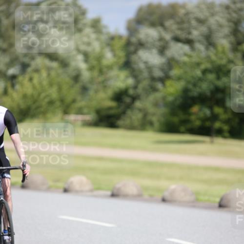16.06.2024 - 26. Vierlanden-Triathlon Jannik Wohlers http://msf.ph/oto/6305799 16.06.2024 11:40:47 Radfahren 40, 149, 193, 231, 250, 280, 313, 358, 463, 472 meine-sportfotos.de