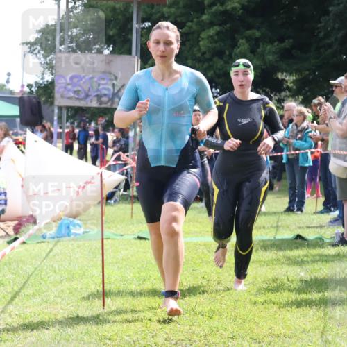 16.06.2024 - 26. Vierlanden-Triathlon Lena Gebhardt http://msf.ph/oto/6305800 16.06.2024 11:21:01 Schwimmen 342, 476, 495, 605, 342, 476, 495, 605 meine-sportfotos.de