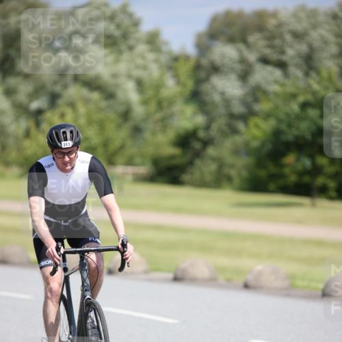 16.06.2024 - 26. Vierlanden-Triathlon Jannik Wohlers http://msf.ph/oto/6305816 16.06.2024 11:40:47 Radfahren 40, 149, 193, 231, 250, 280, 313, 358, 463, 472 meine-sportfotos.de