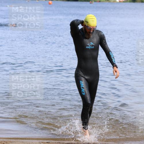 16.06.2024 - 26. Vierlanden-Triathlon Strokosch-Dieckow http://msf.ph/oto/6305864 16.06.2024 09:48:37 Schwimmen 100, 112, 100, 112 meine-sportfotos.de