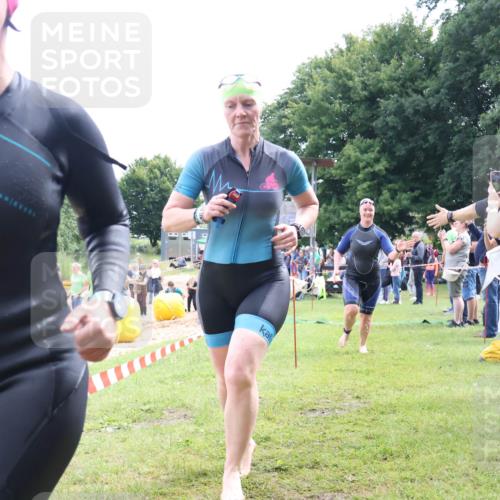 16.06.2024 - 26. Vierlanden-Triathlon Lena Gebhardt http://msf.ph/oto/6305911 16.06.2024 11:21:30 Schwimmen 512, 514, 518, 571, 590, 512, 514, 518, 571, 590 meine-sportfotos.de
