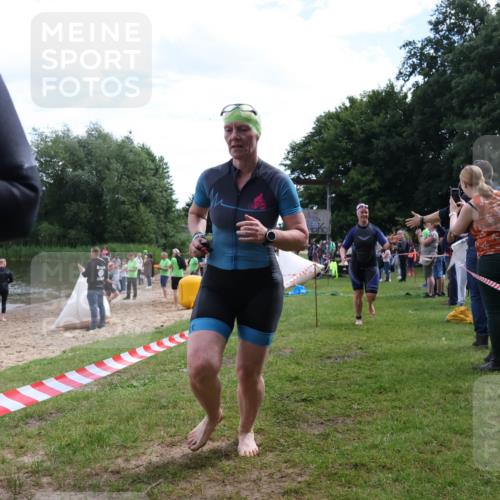 16.06.2024 - 26. Vierlanden-Triathlon Lena Gebhardt http://msf.ph/oto/6305916 16.06.2024 11:21:30 Schwimmen 512, 514, 518, 571, 590, 512, 514, 518, 571, 590 meine-sportfotos.de