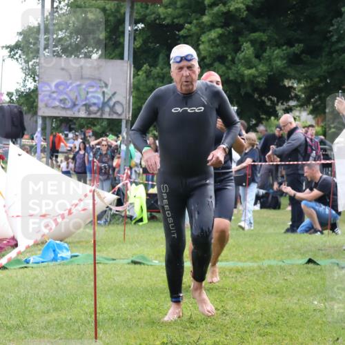 16.06.2024 - 26. Vierlanden-Triathlon Lena Gebhardt http://msf.ph/oto/6306012 16.06.2024 11:22:18 Schwimmen 488, 636, 488, 636 meine-sportfotos.de