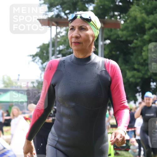 16.06.2024 - 26. Vierlanden-Triathlon Lena Gebhardt http://msf.ph/oto/6306119 16.06.2024 11:23:37 Schwimmen 613, 614, 634, 613, 614, 634 meine-sportfotos.de