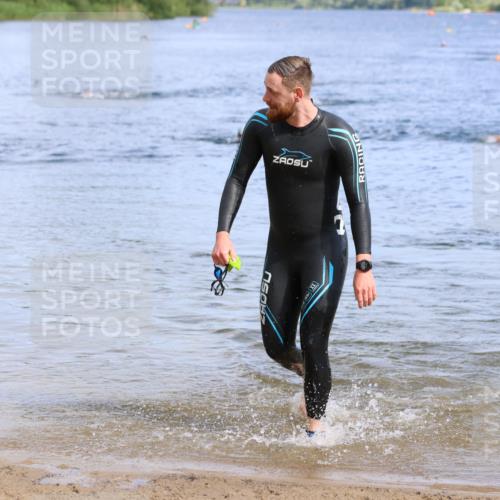 16.06.2024 - 26. Vierlanden-Triathlon Strokosch-Dieckow http://msf.ph/oto/6306143 16.06.2024 09:48:55 Schwimmen 72, 100, 112, 72, 100, 112 meine-sportfotos.de