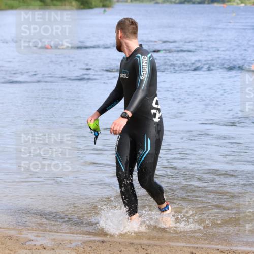 16.06.2024 - 26. Vierlanden-Triathlon Strokosch-Dieckow http://msf.ph/oto/6306178 16.06.2024 09:48:55 Schwimmen 72, 100, 112, 72, 100, 112 meine-sportfotos.de