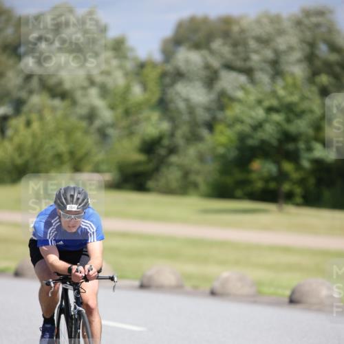 16.06.2024 - 26. Vierlanden-Triathlon Jannik Wohlers http://msf.ph/oto/6306198 16.06.2024 11:40:49 Radfahren 40, 51, 149, 193, 250, 280, 313, 358, 463 meine-sportfotos.de