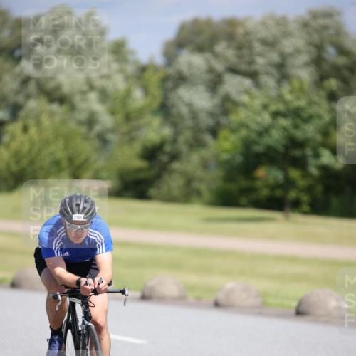 16.06.2024 - 26. Vierlanden-Triathlon Jannik Wohlers http://msf.ph/oto/6306212 16.06.2024 11:40:49 Radfahren 40, 51, 149, 193, 250, 280, 313, 358, 463 meine-sportfotos.de