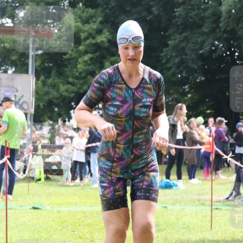16.06.2024 - 26. Vierlanden-Triathlon Lena Gebhardt http://msf.ph/oto/6306264 16.06.2024 11:25:40 Schwimmen 535, 535 meine-sportfotos.de