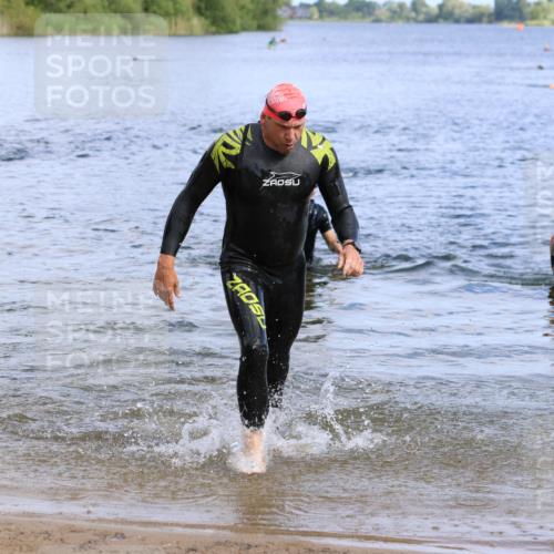 16.06.2024 - 26. Vierlanden-Triathlon Strokosch-Dieckow http://msf.ph/oto/6306379 16.06.2024 09:49:14 Schwimmen 174, 174 meine-sportfotos.de