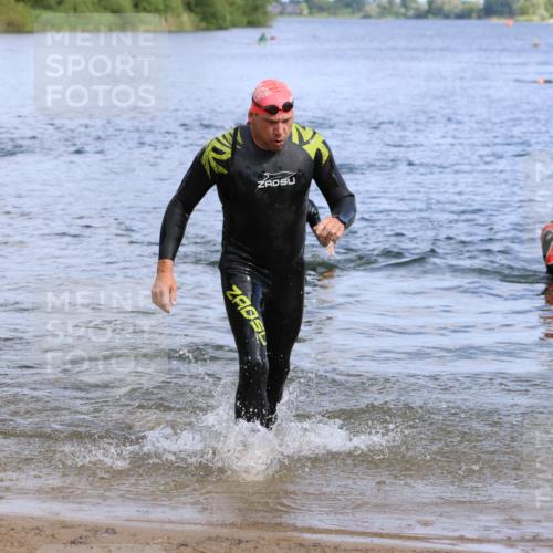 16.06.2024 - 26. Vierlanden-Triathlon Strokosch-Dieckow http://msf.ph/oto/6306392 16.06.2024 09:49:14 Schwimmen 174, 174 meine-sportfotos.de