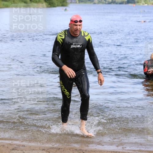 16.06.2024 - 26. Vierlanden-Triathlon Strokosch-Dieckow http://msf.ph/oto/6306440 16.06.2024 09:49:14 Schwimmen 174, 174 meine-sportfotos.de