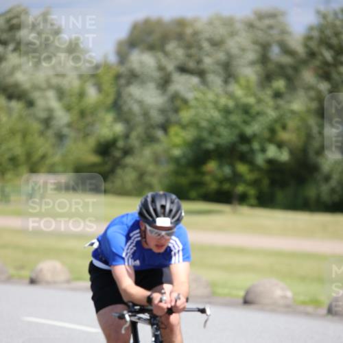16.06.2024 - 26. Vierlanden-Triathlon Jannik Wohlers http://msf.ph/oto/6306504 16.06.2024 11:40:49 Radfahren 40, 51, 149, 193, 250, 280, 313, 358, 463 meine-sportfotos.de