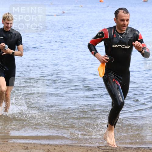 16.06.2024 - 26. Vierlanden-Triathlon Strokosch-Dieckow http://msf.ph/oto/6306525 16.06.2024 09:49:23 Schwimmen 27, 139, 174, 27, 139, 174 meine-sportfotos.de