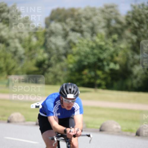16.06.2024 - 26. Vierlanden-Triathlon Jannik Wohlers http://msf.ph/oto/6306742 16.06.2024 11:40:49 Radfahren 40, 51, 149, 193, 250, 280, 313, 358, 463 meine-sportfotos.de
