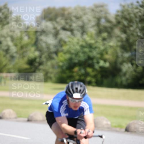 16.06.2024 - 26. Vierlanden-Triathlon Jannik Wohlers http://msf.ph/oto/6306807 16.06.2024 11:40:49 Radfahren 40, 51, 149, 193, 250, 280, 313, 358, 463 meine-sportfotos.de