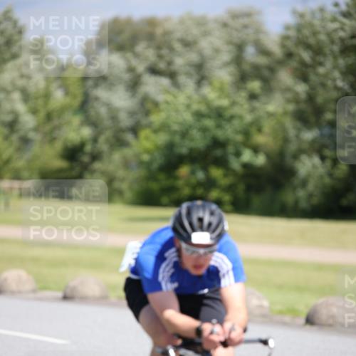 16.06.2024 - 26. Vierlanden-Triathlon Jannik Wohlers http://msf.ph/oto/6306810 16.06.2024 11:40:49 Radfahren 40, 51, 149, 193, 250, 280, 313, 358, 463 meine-sportfotos.de