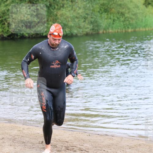 16.06.2024 - 26. Vierlanden-Triathlon Strokosch-Dieckow http://msf.ph/oto/6306952 16.06.2024 09:50:00 Schwimmen 79, 79 meine-sportfotos.de