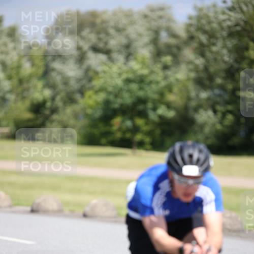 16.06.2024 - 26. Vierlanden-Triathlon Jannik Wohlers http://msf.ph/oto/6306985 16.06.2024 11:40:50 Radfahren 40, 51, 149, 193, 250, 280, 313, 321, 358, 463 meine-sportfotos.de