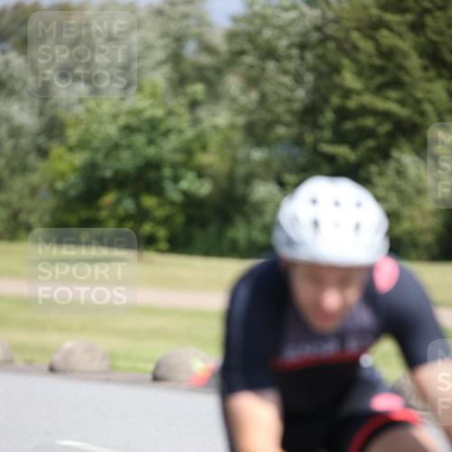 16.06.2024 - 26. Vierlanden-Triathlon Jannik Wohlers http://msf.ph/oto/6307065 16.06.2024 11:40:51 Radfahren 40, 51, 149, 250, 280, 313, 321, 335, 358, 463 meine-sportfotos.de
