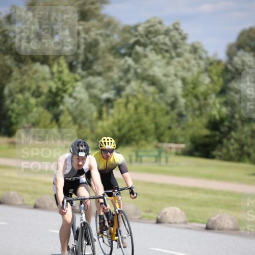 16.06.2024 - 26. Vierlanden-Triathlon Jannik Wohlers http://msf.ph/oto/6307078 16.06.2024 11:40:59 Radfahren 215, 228, 265, 317, 321, 335 meine-sportfotos.de
