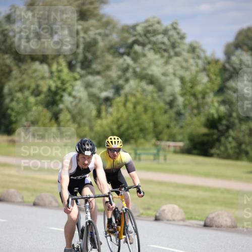 16.06.2024 - 26. Vierlanden-Triathlon Jannik Wohlers http://msf.ph/oto/6307081 16.06.2024 11:40:59 Radfahren 215, 228, 265, 317, 321, 335 meine-sportfotos.de