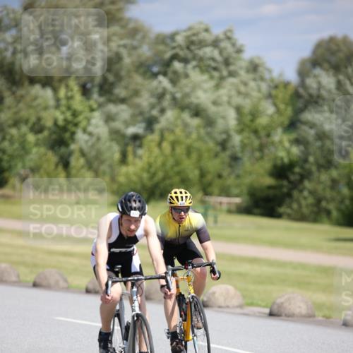 16.06.2024 - 26. Vierlanden-Triathlon Jannik Wohlers http://msf.ph/oto/6307094 16.06.2024 11:41:00 Radfahren 215, 228, 265, 317, 321, 335 meine-sportfotos.de