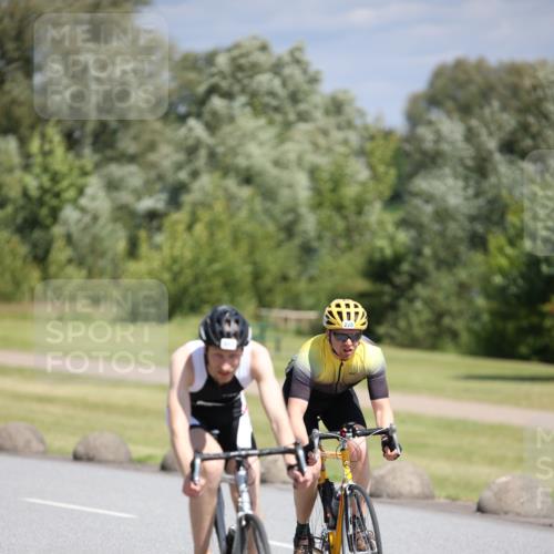 16.06.2024 - 26. Vierlanden-Triathlon Jannik Wohlers http://msf.ph/oto/6307113 16.06.2024 11:41:00 Radfahren 215, 228, 265, 317, 321, 335 meine-sportfotos.de