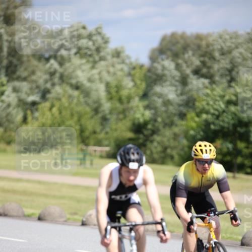 16.06.2024 - 26. Vierlanden-Triathlon Jannik Wohlers http://msf.ph/oto/6307325 16.06.2024 11:41:00 Radfahren 215, 228, 265, 317, 321, 335 meine-sportfotos.de