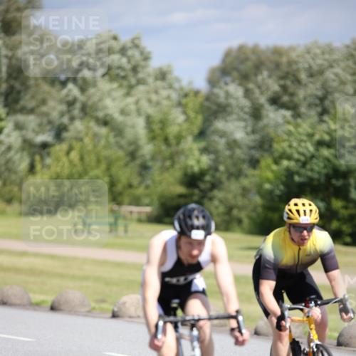 16.06.2024 - 26. Vierlanden-Triathlon Jannik Wohlers http://msf.ph/oto/6307421 16.06.2024 11:41:00 Radfahren 215, 228, 265, 317, 321, 335 meine-sportfotos.de