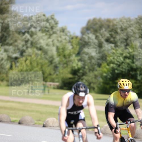 16.06.2024 - 26. Vierlanden-Triathlon Jannik Wohlers http://msf.ph/oto/6307484 16.06.2024 11:41:00 Radfahren 215, 228, 265, 317, 321, 335 meine-sportfotos.de