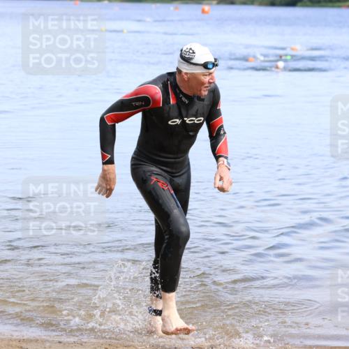 16.06.2024 - 26. Vierlanden-Triathlon Strokosch-Dieckow http://msf.ph/oto/6307519 16.06.2024 09:51:18 Schwimmen 19, 19 meine-sportfotos.de