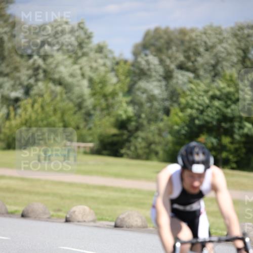 16.06.2024 - 26. Vierlanden-Triathlon Jannik Wohlers http://msf.ph/oto/6307694 16.06.2024 11:41:01 Radfahren 215, 228, 265, 317, 335 meine-sportfotos.de